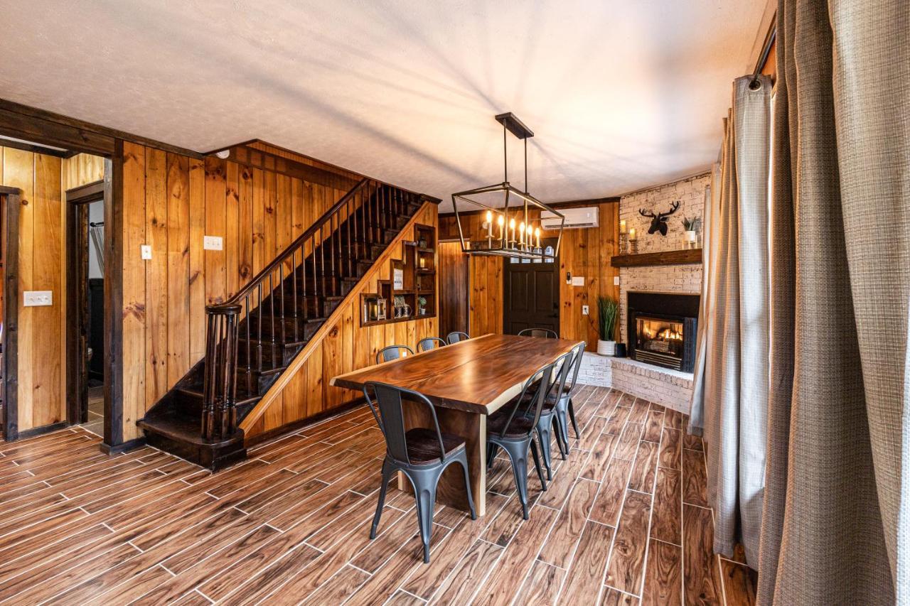 Fun Cabin With Hot Tub, Pool Table & Fire Pit - Big Blue Bryson City Exteriér fotografie
